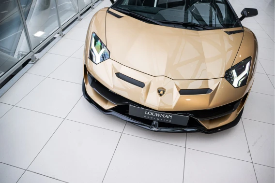 Lamborghini Aventador