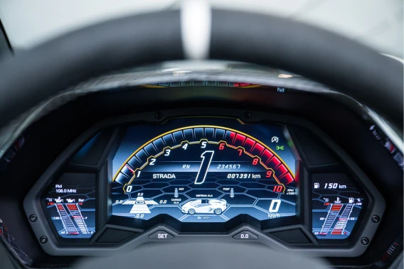 Lamborghini Aventador