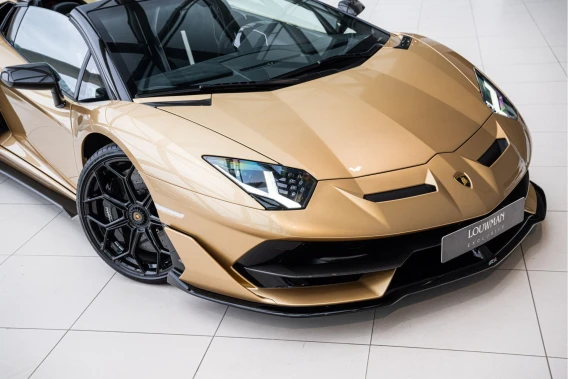 Lamborghini Aventador
