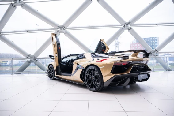 Lamborghini Aventador