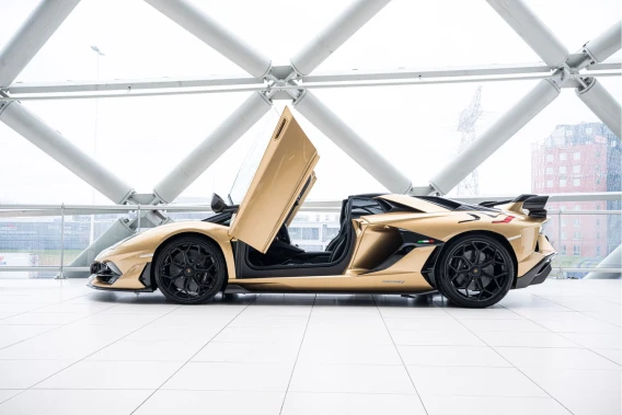 Lamborghini Aventador